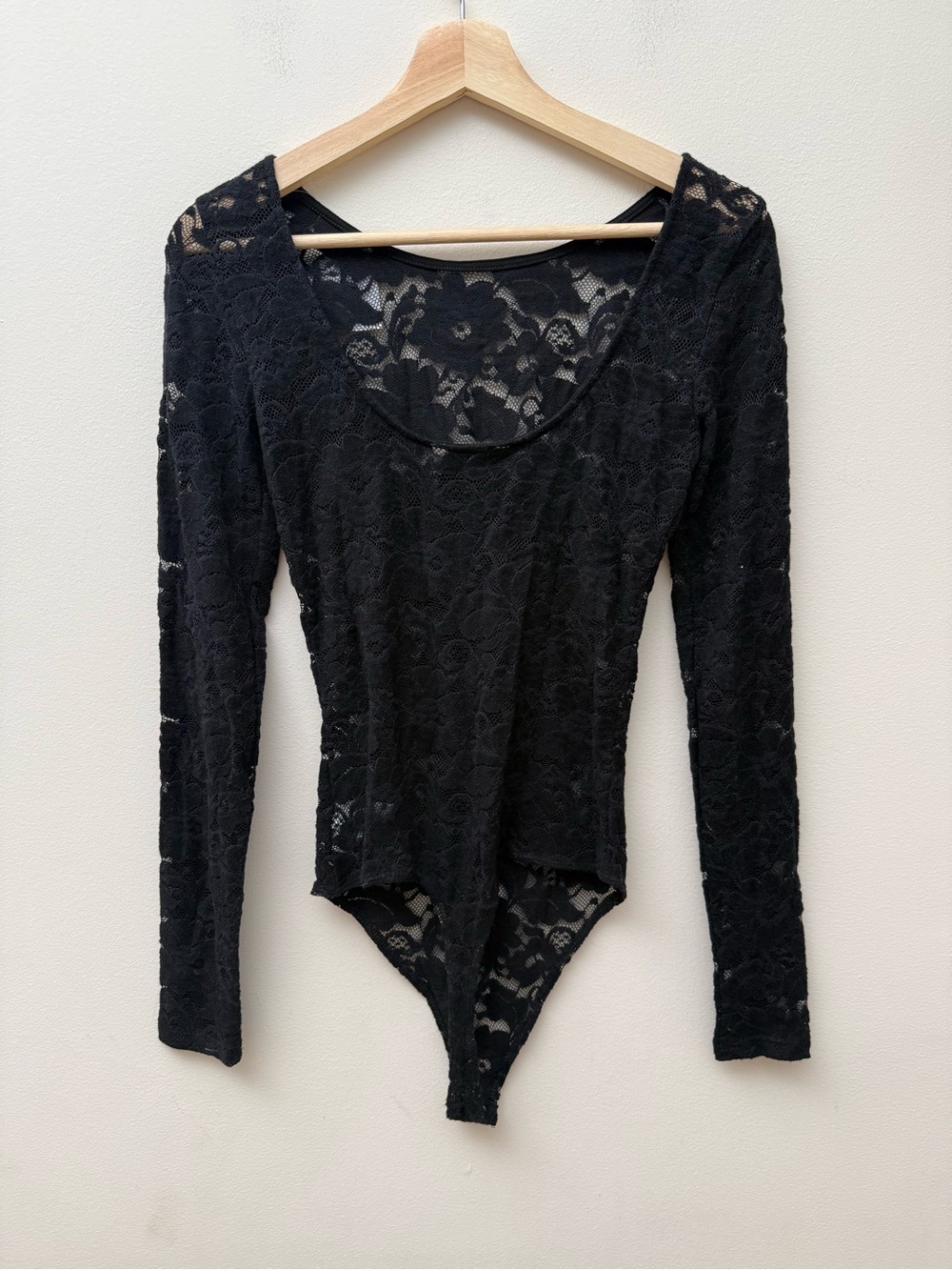 American Eagle Outfitters Black Lace Long-Sleeve Bodysuit - Picture 7 of 10